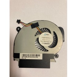 Toshiba Satellite S55T ventilators labā puse